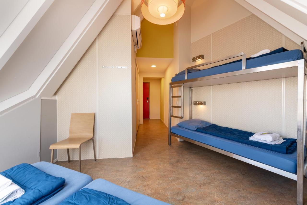 Chambre Quadruple avec Salle de Bains Privative et Douche